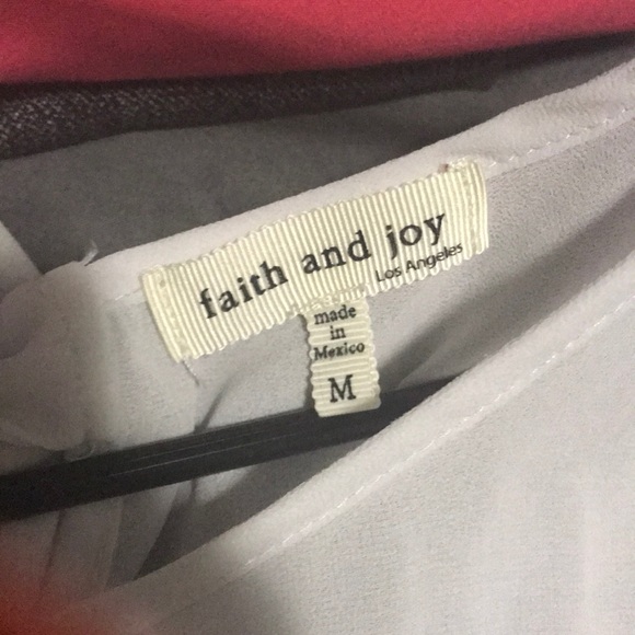 Blouse - Picture 2 of 3